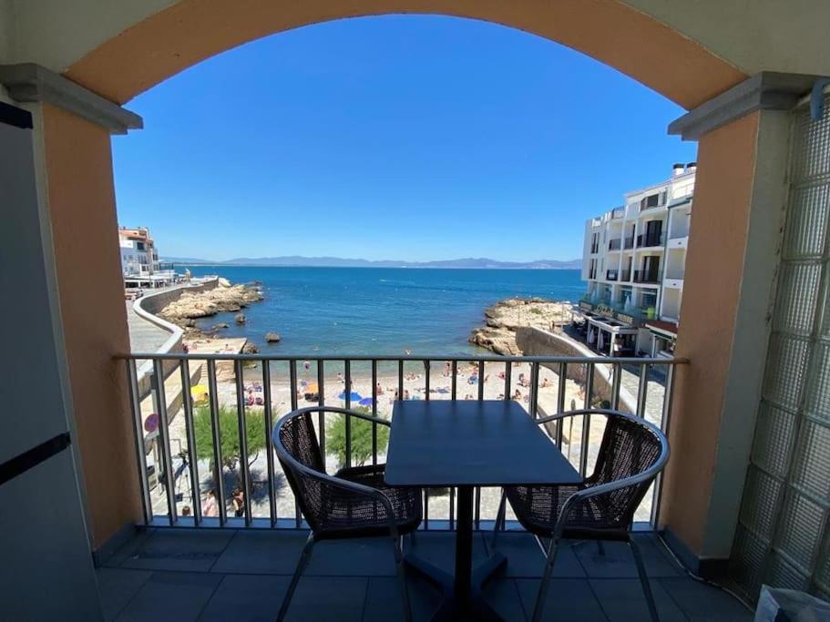 Apartament Bonaire L' Escala Екстериор снимка